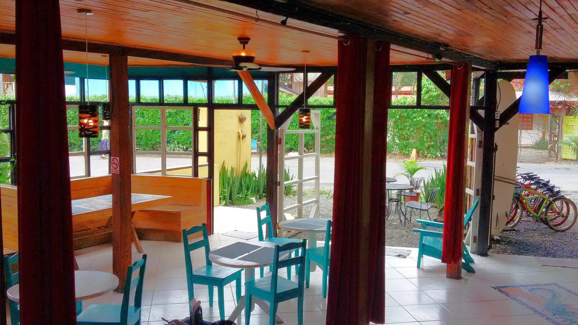Lizard King Hotel & Suites Puerto Viejo de Talamanca Exterior photo